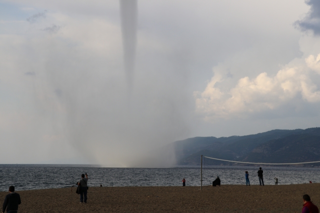 Antalya'da hortum dehşeti   