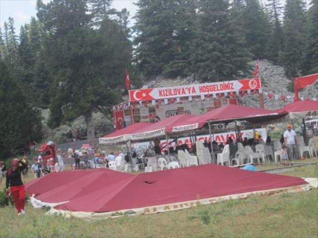 Antalya'da hortum! Yaralılar var...