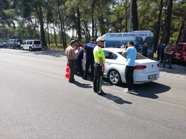 Antalya'da sürücülere broşürlü orman yangın uyarısı