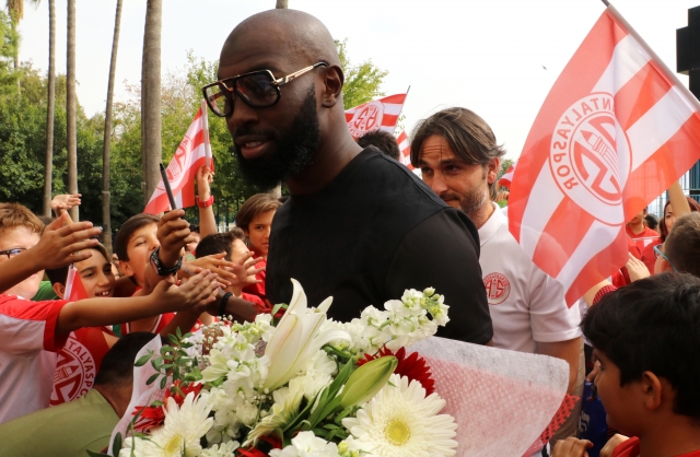 Antalyaspor, öğrencilerle buluştu 