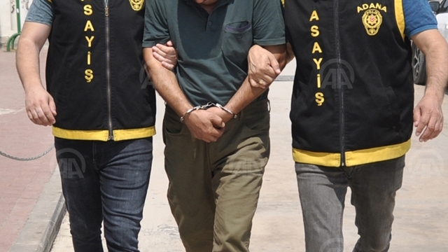 Askeri üsse götürdüğü akaryakıtı satarken yakalandı