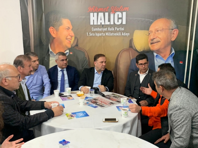 Atakan Yazgan, CHP Milletvekili Adayı Yalım Halıcı'ya Destek Verdi!