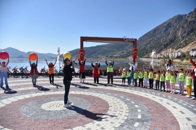 Avrupa Hareketlilik Haftası Eğirdir'de Coşkuyla Kutlandı