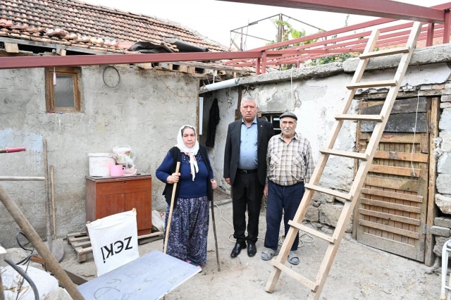 Ayşe-Mehmet Öğüt Çiftinin Evi Isparta Belediyesi Tarafından Yenileniyor