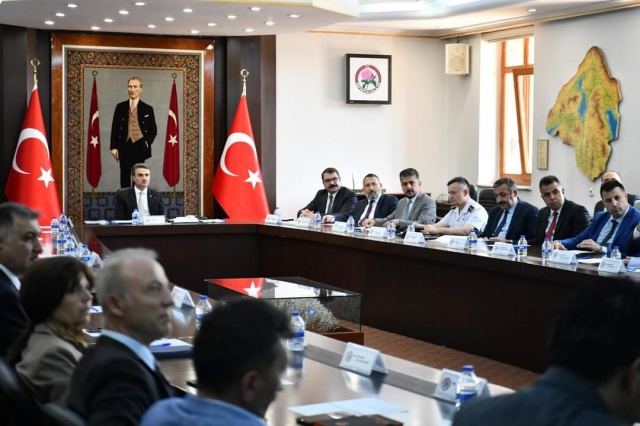 Bağımlılıkla Mücadele İl Koordinasyon Kurulu Toplantısı Isparta Valiliği'nde Gerçekleştirildi




