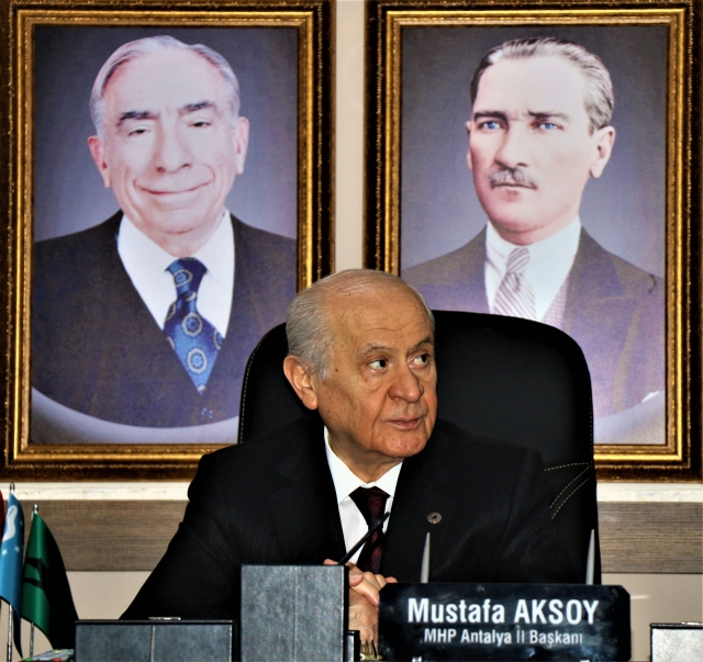  Bahçeli, Antalya'da partisinin il binasını açtı