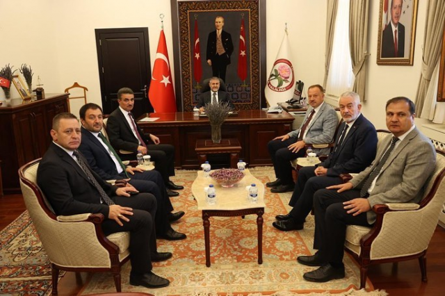 BAKAN NEBATİ ISPARTA'YA GELDİ