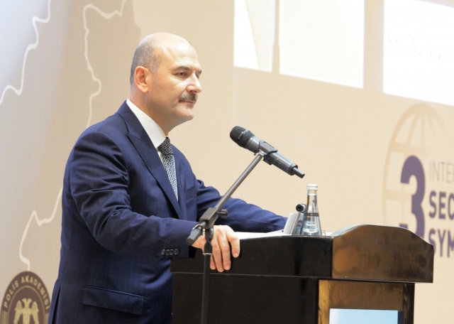 Bakan Soylu: "Bu yıl 127 bin uyuşturucu, 109 bin 737 adet de terör operasyonu yaptık" 
