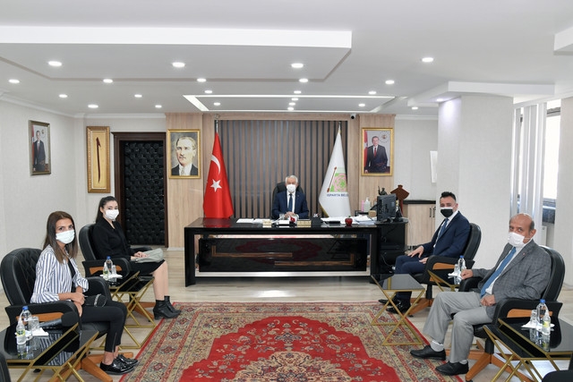 Başdeğirmen: Bir kişiye verdiğiniz hizmet toplumu etkiliyor