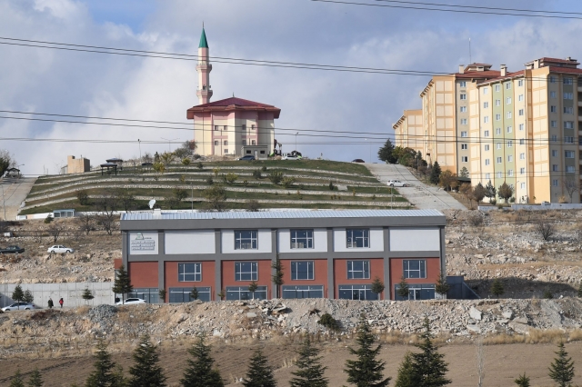 Başkan Başdeğirmen: Akkent Mahallemize yakışan bir tesis yaptık