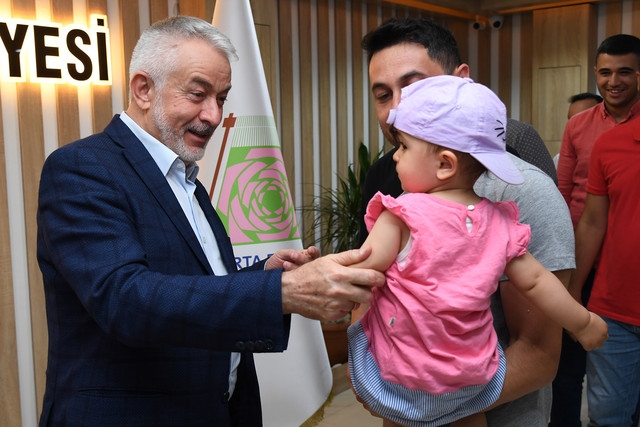 Başkan Başdeğirmen, çalışma arkadaşlarıyla bayramlaştı