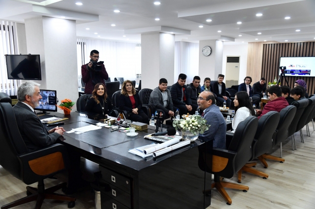Başkan Başdeğirmen’den öğrencilere altın öğütler