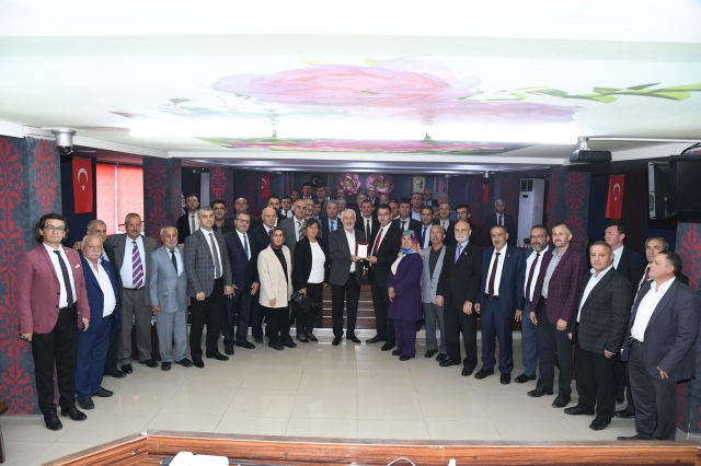 Başkan Başdeğirmen’e “hizmet” teşekkürü