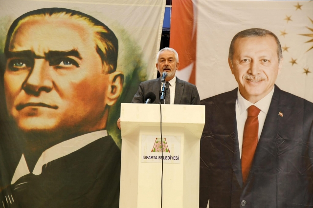 Başkan Başdeğirmen: İsparta'ya kazandırılan yatırımlarda ayrı ayrı emeğiniz var




