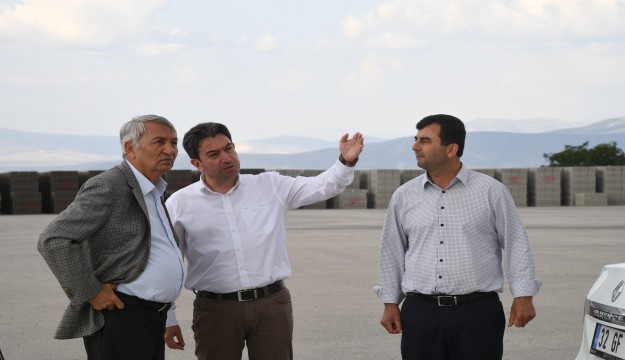 Başkan Günaydın: “Firma, kurum, kuruluşlar yatma değil üretme peşinde olmalıdır”   