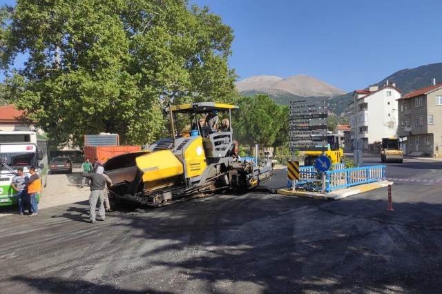 Başkan İpekçi, Sav Kasabasının Gelişimine Katkıda Bulunanlara Teşekkür Etti