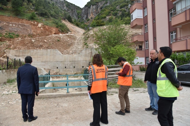 Başkan Veli Gök, Eğirdir'deki Heyelan Sorununa Çözüm Getiriyor