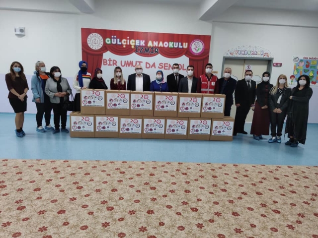 “Bir Umut Da Sen Ol” Projesi Kapsamında Hazırlanan Koliler İzmir’e Gönderilmeye Hazır