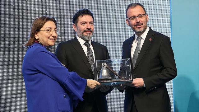 Borsada gong 'Uluslararası Futbol Ekonomi Forumu' için çaldı