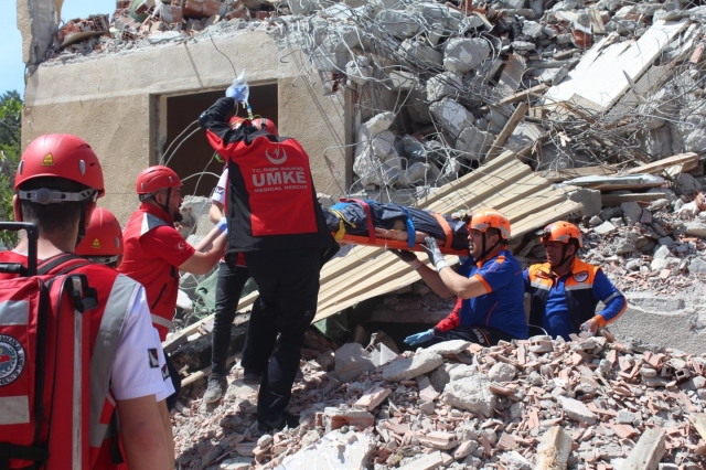 BURDUR DEPREM EVLERİNDE TATBİKAT