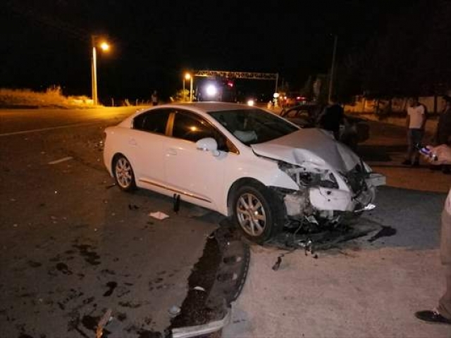 Burdur'da trafik kazası: 1 ölü, 4 yaralı