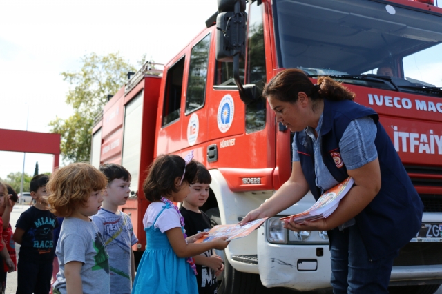  Büyükşehir’in minik itfaiyecileri   