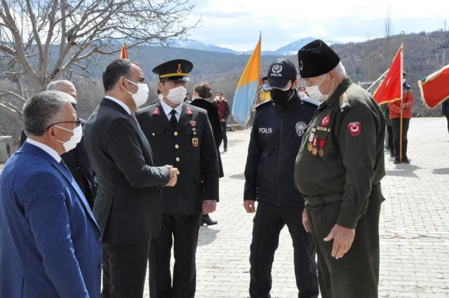 Çanakkale Zaferinin 106. Yıl dönümüzde Şehitlerimiz Aksu'da Saygı ve Minnet ile anıldı
