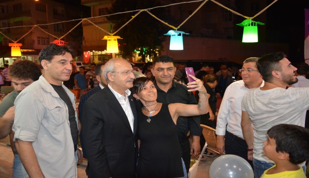 CHP Lideri Kılıçdaroğlu’na Korkuteli’nde yanık dondurma ikramı  