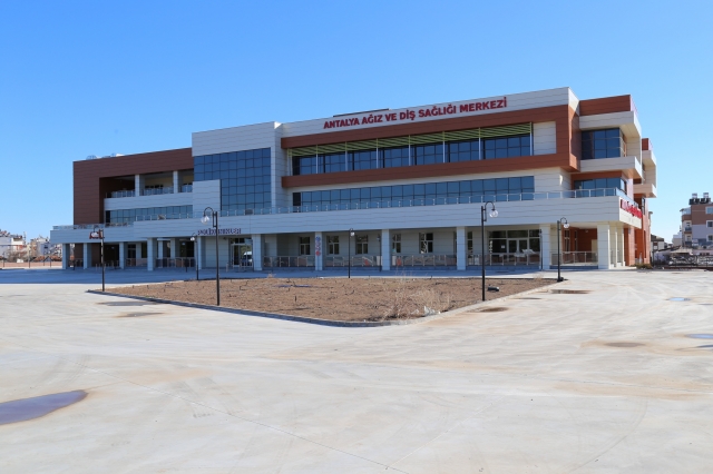 Diş sağlığı merkezi hastaneye dönüştürüldü  