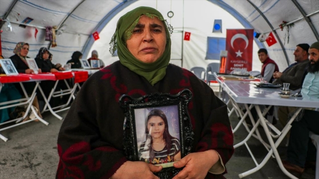 Diyarbakır annelerinden Kaya: Kızımı HDP'den istiyorum