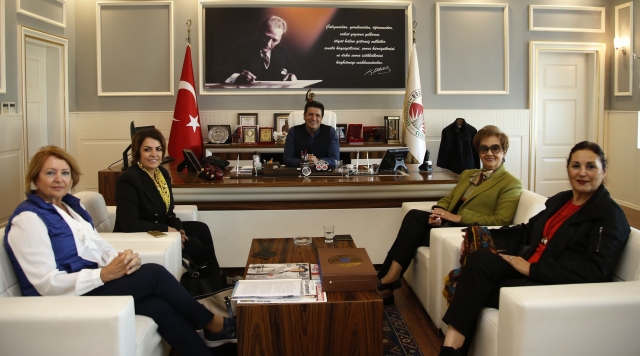  Döşemealtı'nda ‘Kadın Çiftçi Akademisi’ başlıyor  