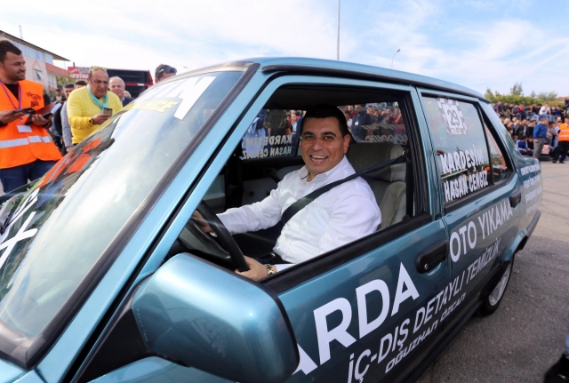 Drift tutkunları Kepez’de yarıştı   