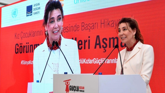 'Dünya Kız Çocukları Günü' konferansı İstanbul'da düzenlendi