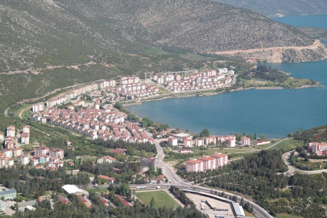 EĞİRDİR BELEDİYE BAŞKANI VELİ GÖK, UZUN SÜREDİR ÇÖZÜLEMİYEN ORMAN KADASTRO SORUNUNA NEŞTER VURUYOR
