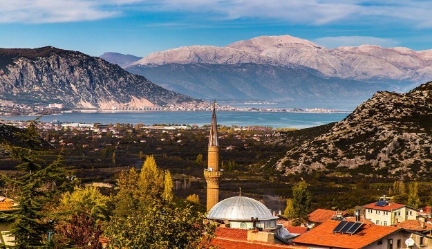 Eğirdir’de Kuzey Pisidia Yüzey Araştırması Öğrenci Çalıştayı 