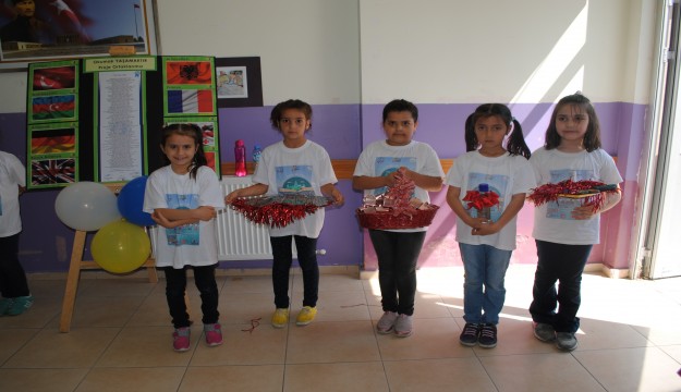 Eğirdir’de ‘Okumak yaşamaktır’ projesi sona erdi   