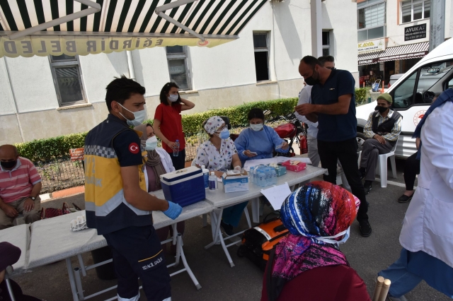 EĞİRDİR’DE RANDEVUSUZ AŞIYA BÜYÜK RAĞBET