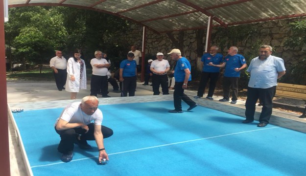 Eğirdir Huzurevi sakinlerinin bocce başarısı  