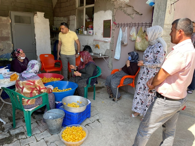 Eğirdir Kaymakamı Adem Çelik’ten Balkırı Köyü Kadın Girişimcilerine Ziyaret