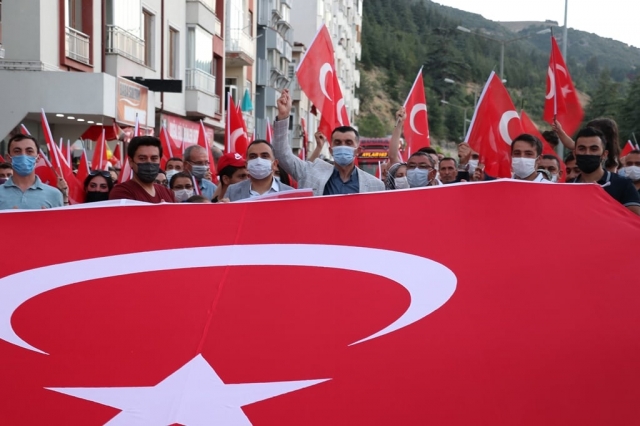 Eğirdir'de 15 Temmuz Demokrasi ve Milli Birlik Günü Coşkuyla Kutlandı