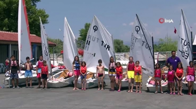 Eğirdir'de  1. Isparta Yıl Boyu Doğa Sporları Zafer Bayramı Festivali