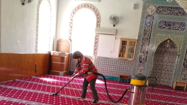 Eğirdir'de cami,türbe ve mescitlerde genel temizlik yapıldı