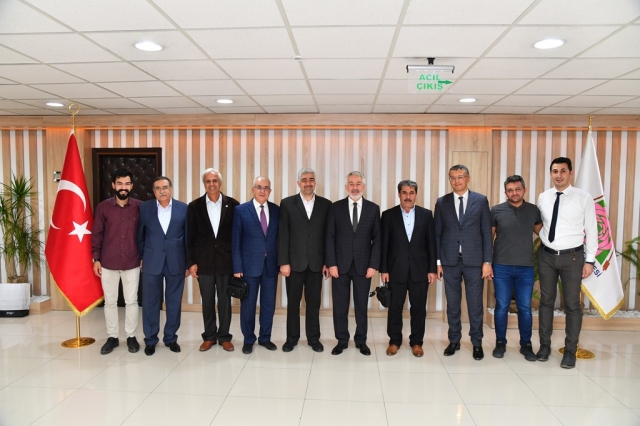 Elazığlılardan Başkan Başdeğirmen’e ziyaret