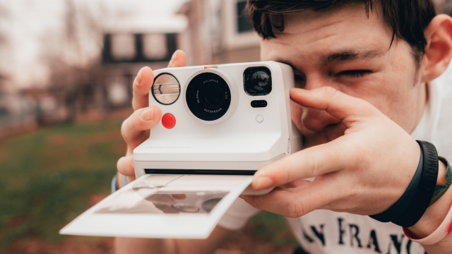 EN GÜZELİNİ HAK EDEN SEVDİKLERİNİZE: POLAROİD NOW VE POLAROİD GO