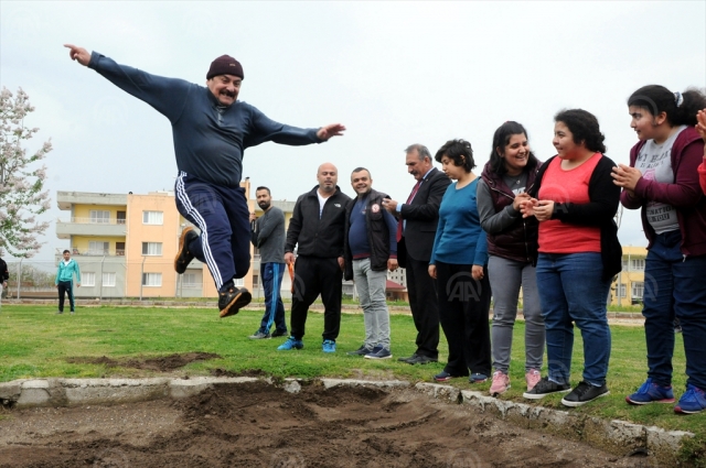 Engelliler "madalya" için yarıştı