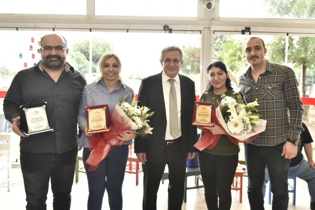 Engelsiz Kafe’de Öğretmenler günün kutlaması 