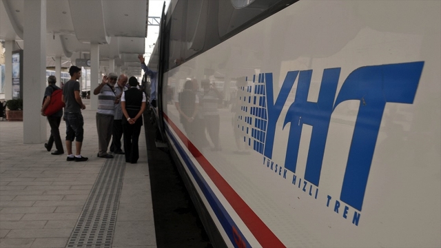 Evcil hayvan sahiplerinin tercihi YHT oldu