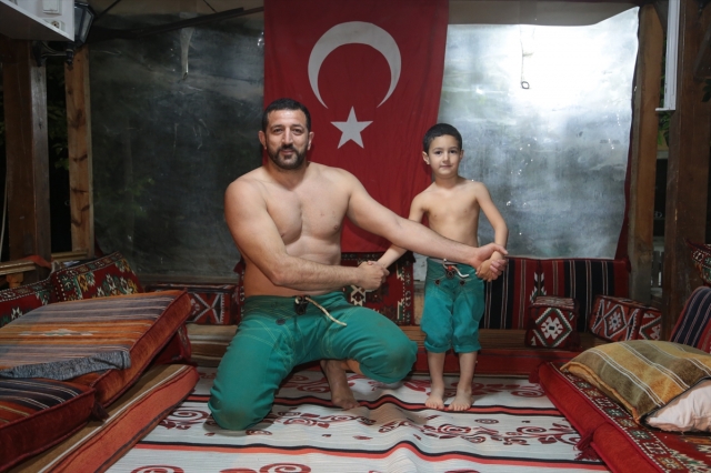 Evinde en güzel peşrevi çeken altınla ödüllendirilecek