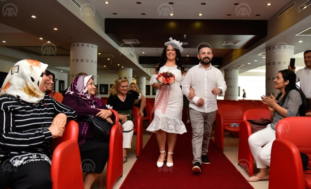 Evlenmek için 09.09.2019'u seçtiler