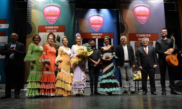 Festivalde Flamenko rüzgarı   